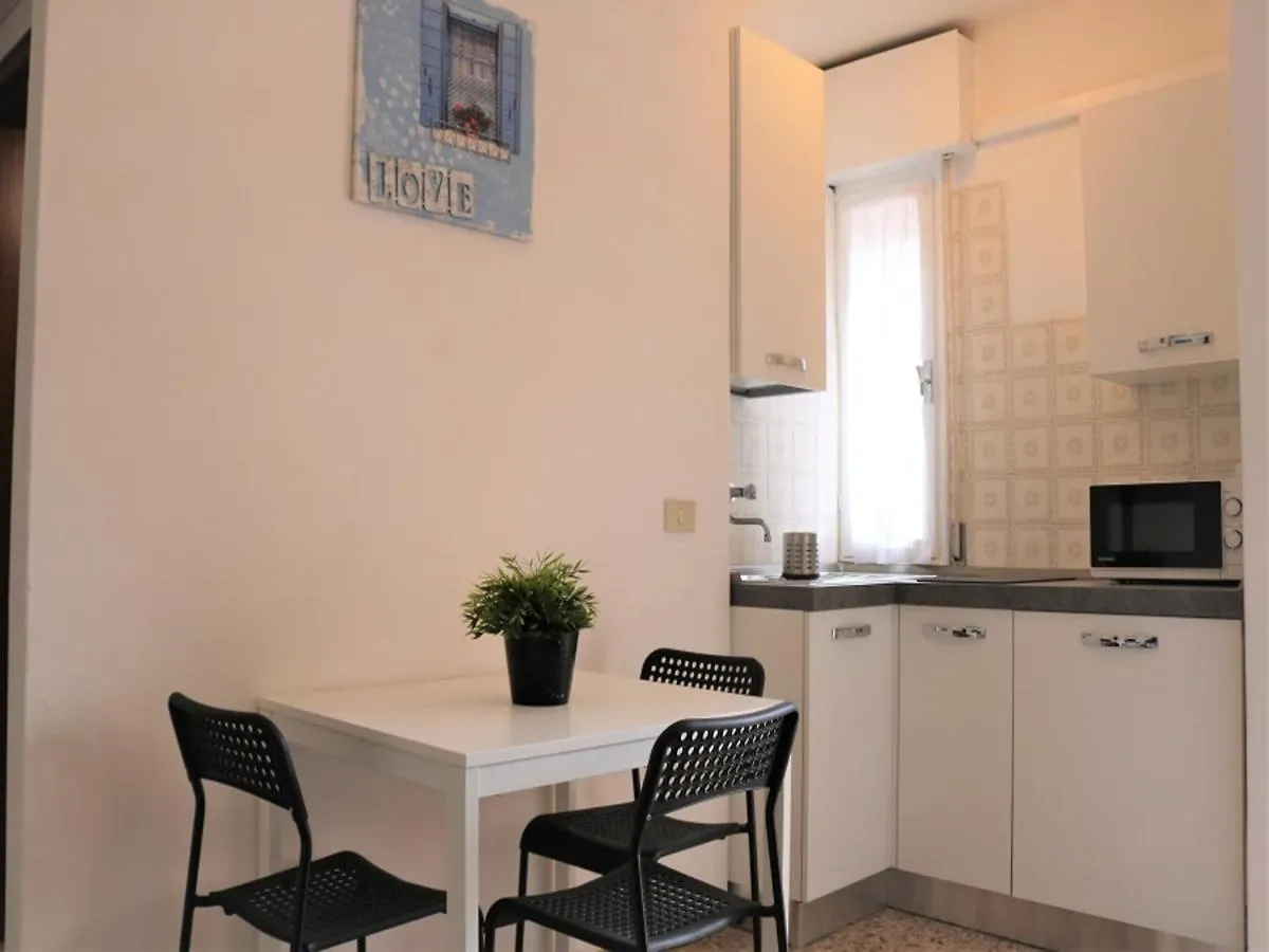 Modern Flat On The Shores Of Bibione Apartment